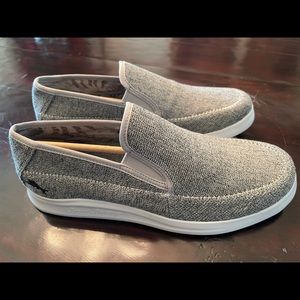 Tommy Bahama men’s slip on shoes